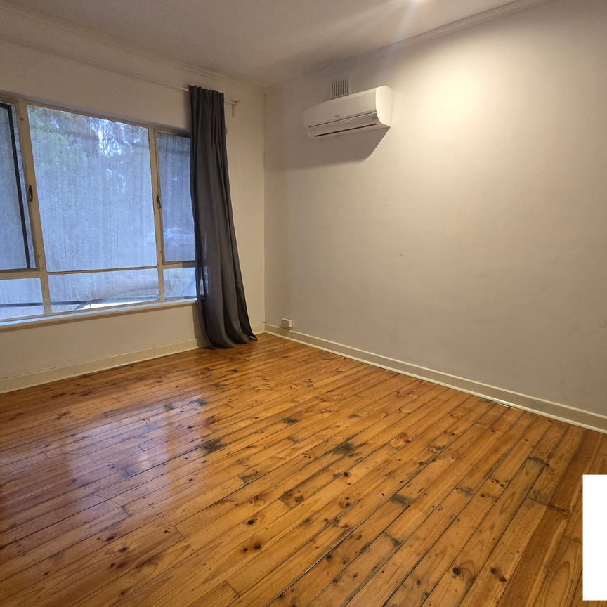 Great location - Photo 1