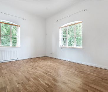 Scandrett Street, London, E1W 2UP - Photo 4