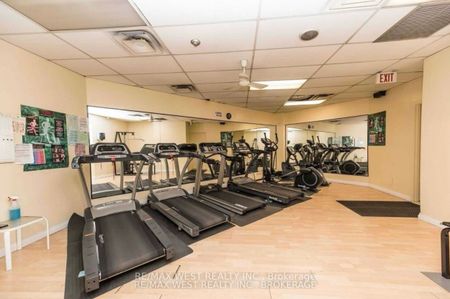 For Lease - 390 Dixon Road Unit# 513, Toronto, Ontario - Photo 3