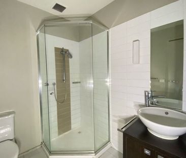 Inner-City Living in Park Rise - Photo 4