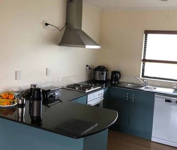 Family Brick and Tile Home in Central Albany - Photo 5