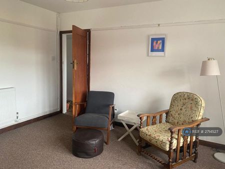 1 bedroom flat to rent - Photo 5