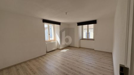 PROCHE DE LA GARE ET DES COMMERCES - Photo 4