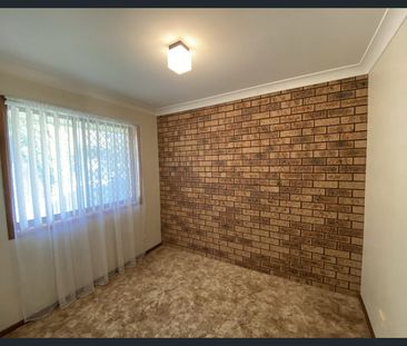 TWO BEDROOM TOWNHOUSE WITH PRIVATE COURTYARD - Photo 4