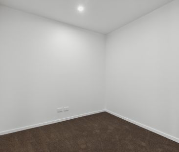 Waterside living. - Photo 6