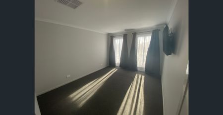 Spacious Family Home with Open-Plan Living in Mooroopna - Photo 4