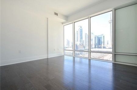 For Lease - 8 The Esplanade Avenue Unit# 3402, Toronto, Ontario - Photo 2