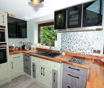 2 bedroom apartment to rent - Photo 4