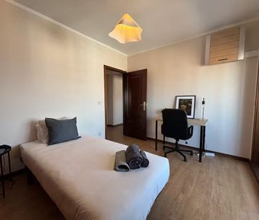 Rua de Damião de Góis, Porto, Braga 4050-221 - Photo 3