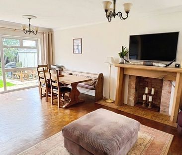 2 bedroom bungalow to rent Castle Drive, Northborough, Peterborough... - Photo 2