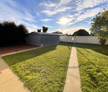 Beautiful 3 bedroom home - Photo 2