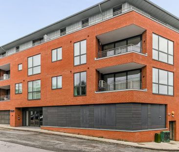 3 bedroom flat to rent - Photo 6