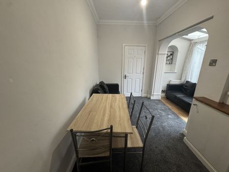 Eldon Street, The Groves - P2208 - Photo 4