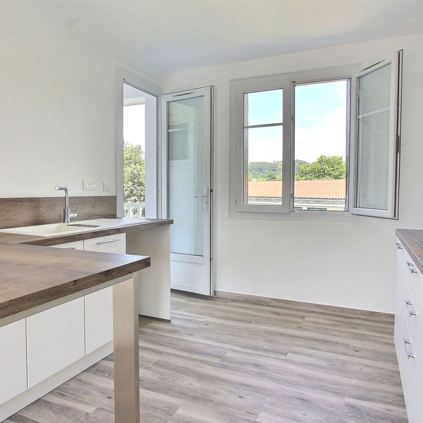 Apartment - Photo 1