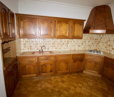 Location Maison 3 pièces 83m² - Photo 2