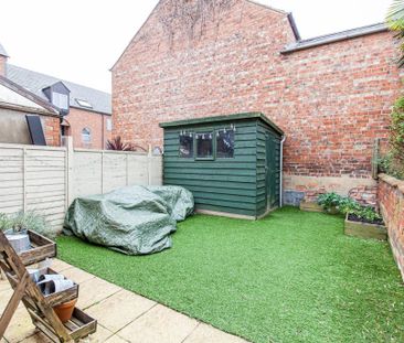 2 bedroom terraced house to rent - Photo 4