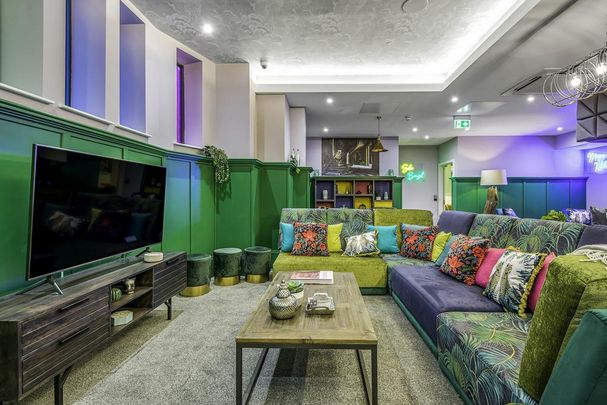 1 bedroom private hall to rent - Photo 1