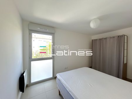 Location Appartement 2 pièces 54m² NIMES 30000 - Photo 5