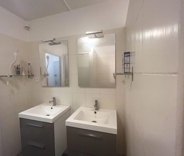 Un studio lumineux partagée – Esplanade / Rue de Copenhague - Photo 2