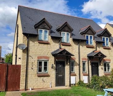 2 bedroom semi-detached house to rent - Photo 1