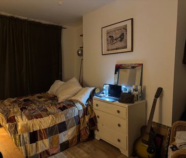 Room in a Shared Flat, Cadogan Terrace, E9 - Photo 5