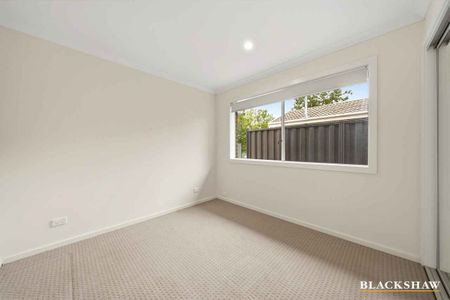 BRILLIANTLY LOCATED - Photo 3