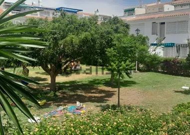 Alquiler de piso en Calle Alora, 4