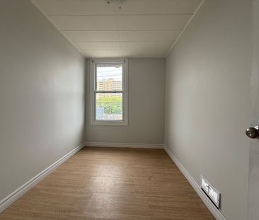 For Lease - 514 Cannon Street, Hamilton, Ontario - Photo 6