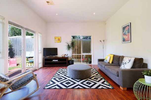 WELL PRESENTED | FRESHLY PAINTED | GREAT LOCATION - Photo 1