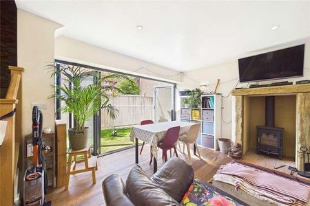 The Green, Beenham, Reading, Berkshire, RG7 - Photo 2