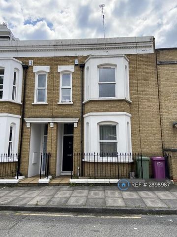 3 bedroom terraced house to rent - Photo 5
