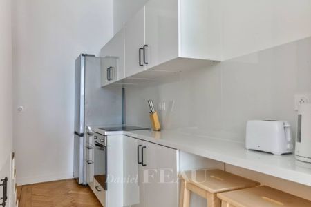 Location appartement, Paris 7ème (75007), 3 pièces, 61 m², ref 84860101 - Photo 3