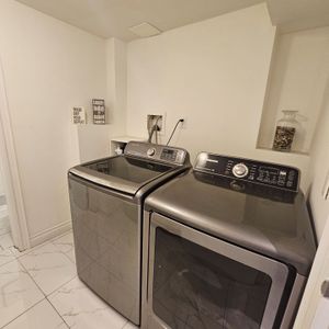 For Lease - 65 Vange Crescent, Toronto, Ontario - Photo 2