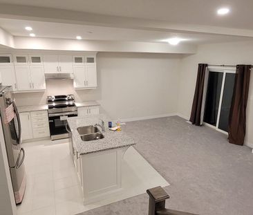For Lease - 15 Alayche Trail, Welland, Ontario - Photo 6