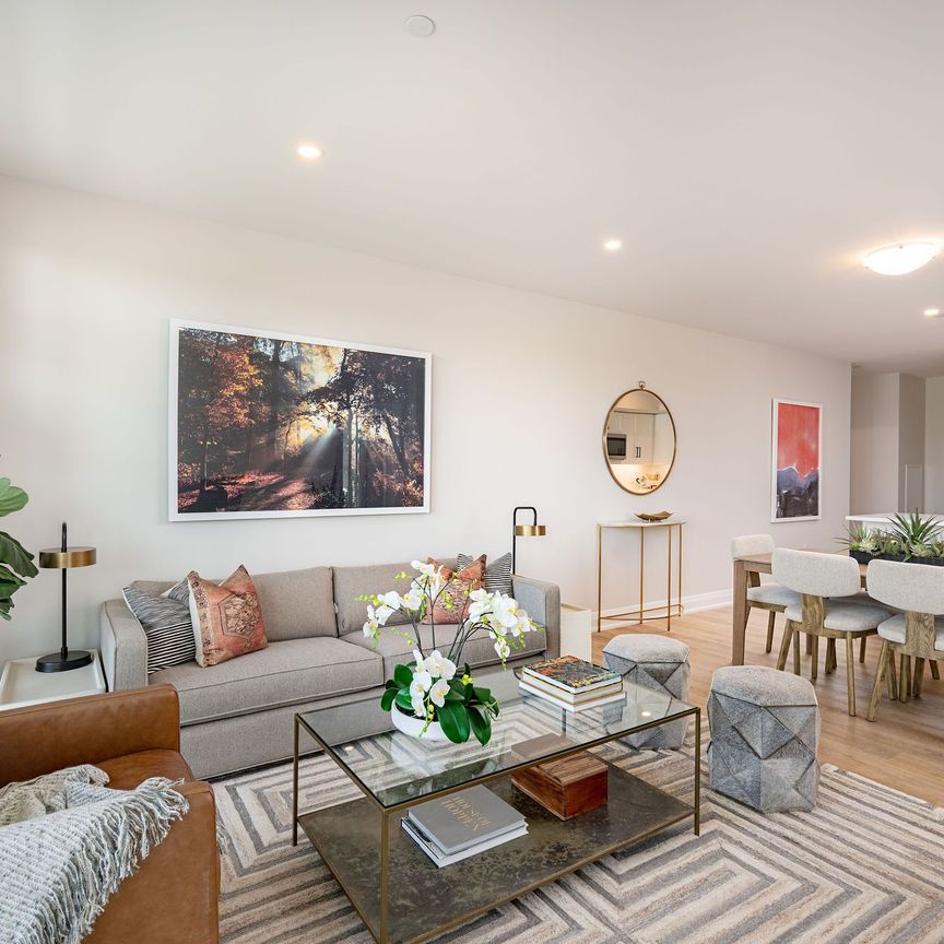 For Lease - 4286 King Street Unit# 1303, Kitchener, Ontario - Photo 1