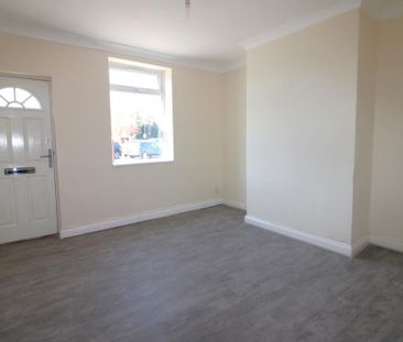 2 bedroom house to rent - Photo 3