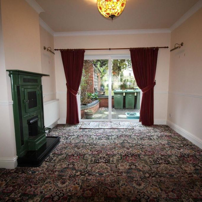 4 bedroom semi-detached house to rent - Photo 1