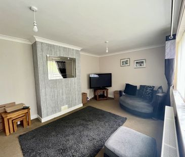 Sycamore Close, March - Photo 3