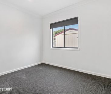 41 Fourth Avenue, Rosebud. - Photo 5