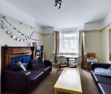 5 bedroom terraced house to rent - Photo 1