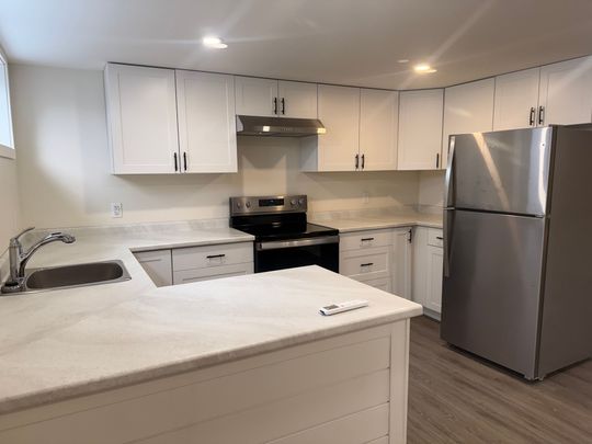 For Lease - 630 Bayview Drive Unit# Lower level, Midland, Ontario - Photo 1