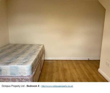 4 bedroom apartment to rent - Photo 5