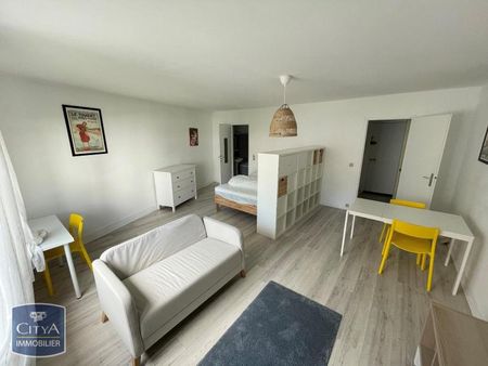 Location Appartement 1 pièce 37m² LILLE 59000 - Photo 4