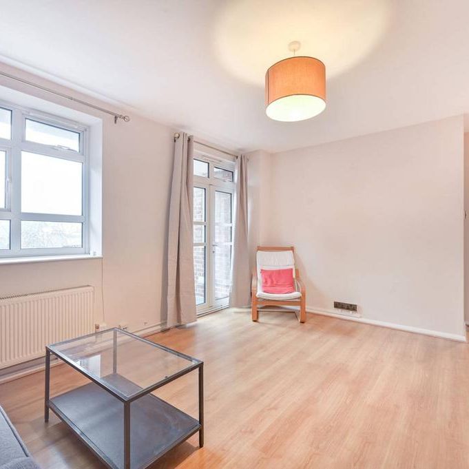 2 bedroom flat to rent - Photo 1