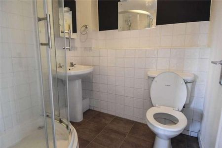 Priory Gardens, Union Lane, Droitwich, Worcestershire, WR9 - Photo 4