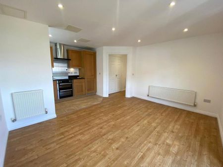 2 bedroom apartment to rent - Photo 3