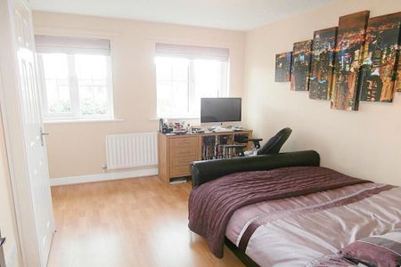 2 bedroom semi-detached house to rent - Photo 5
