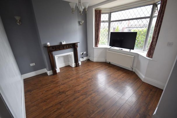 3 bedroom end of terrace house to rent - Photo 1
