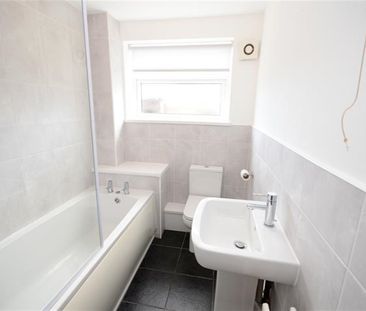 2 bed flat to rent in Lichfield Way, Fellgate, NE32 - Photo 1