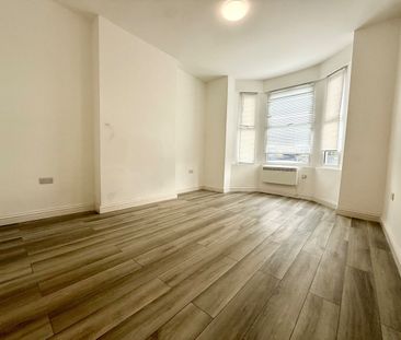 Studio Flat, Beulah Road, CR7 - Photo 1